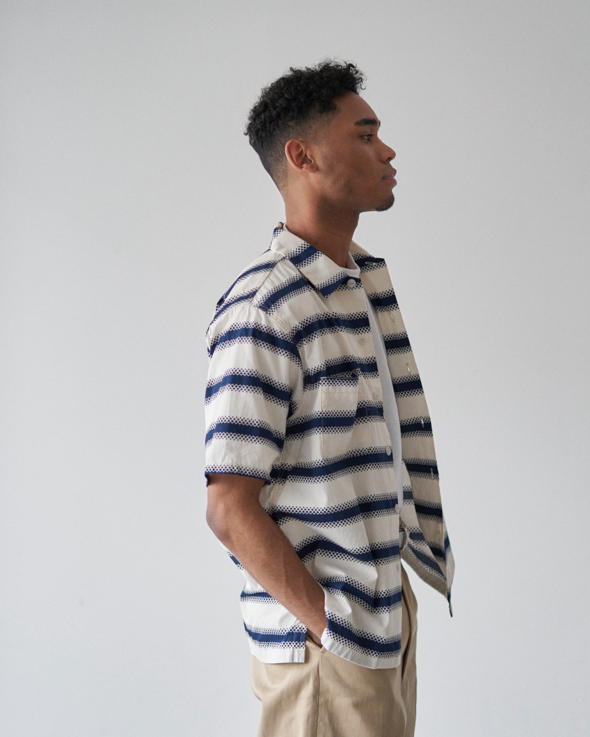 U54 QLS SHIRTS GEOMETRY BORDER