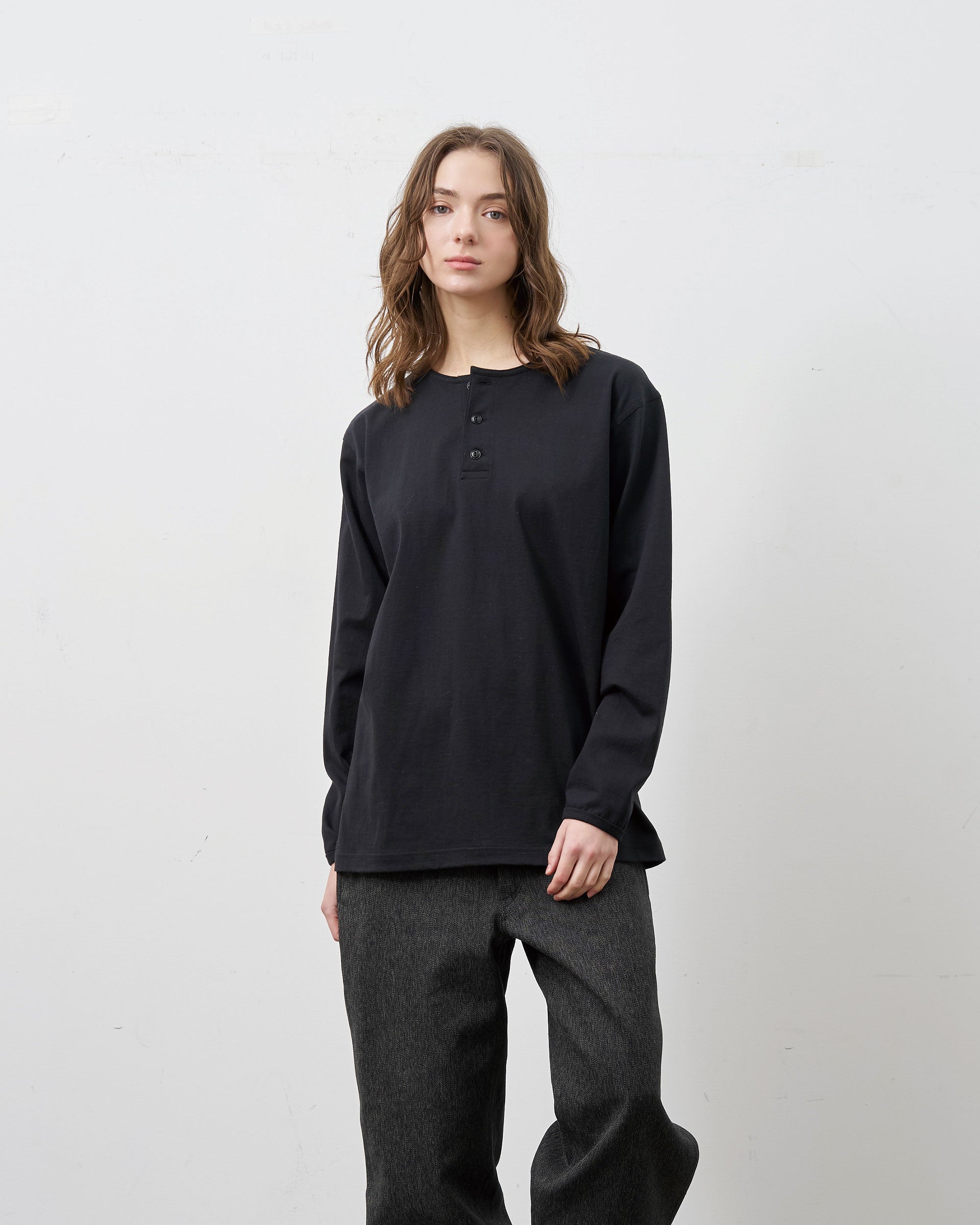 HENLEY NECK L/S TEE